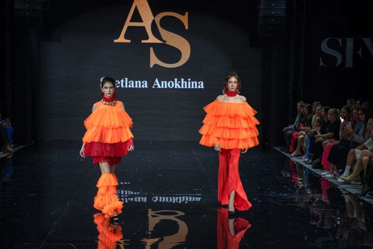 SochiFashionWeek2024 дизайнер Анохина Светлана. Семейный и коммерческий фотограф в Сочи Александр Бодунов