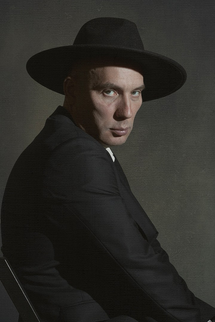 Portraits. MARINA MANUCHARIAN