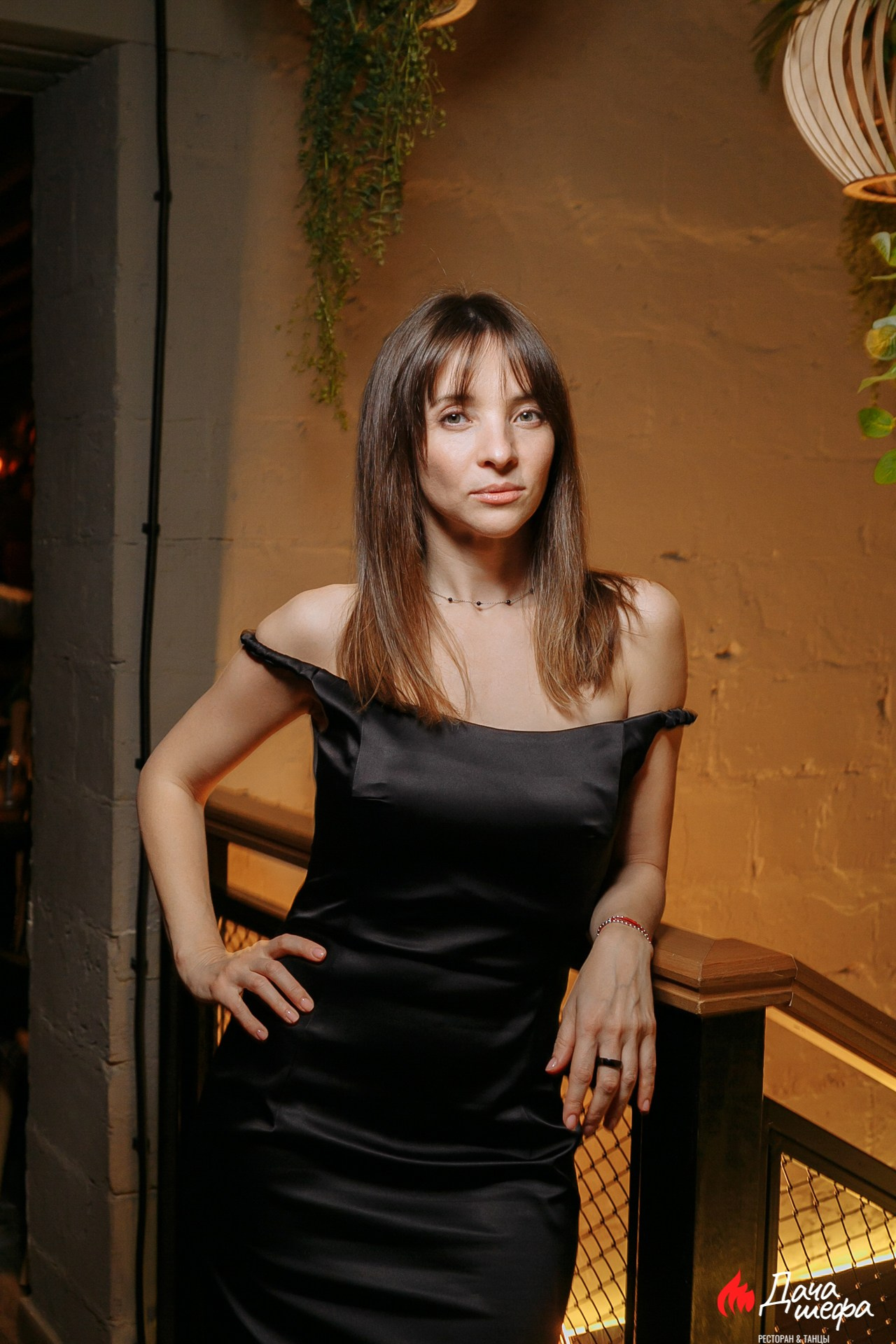 Вечер пятницы в ресторане Дача шефа. Событийный фотограф Максим Бескоровайновнов