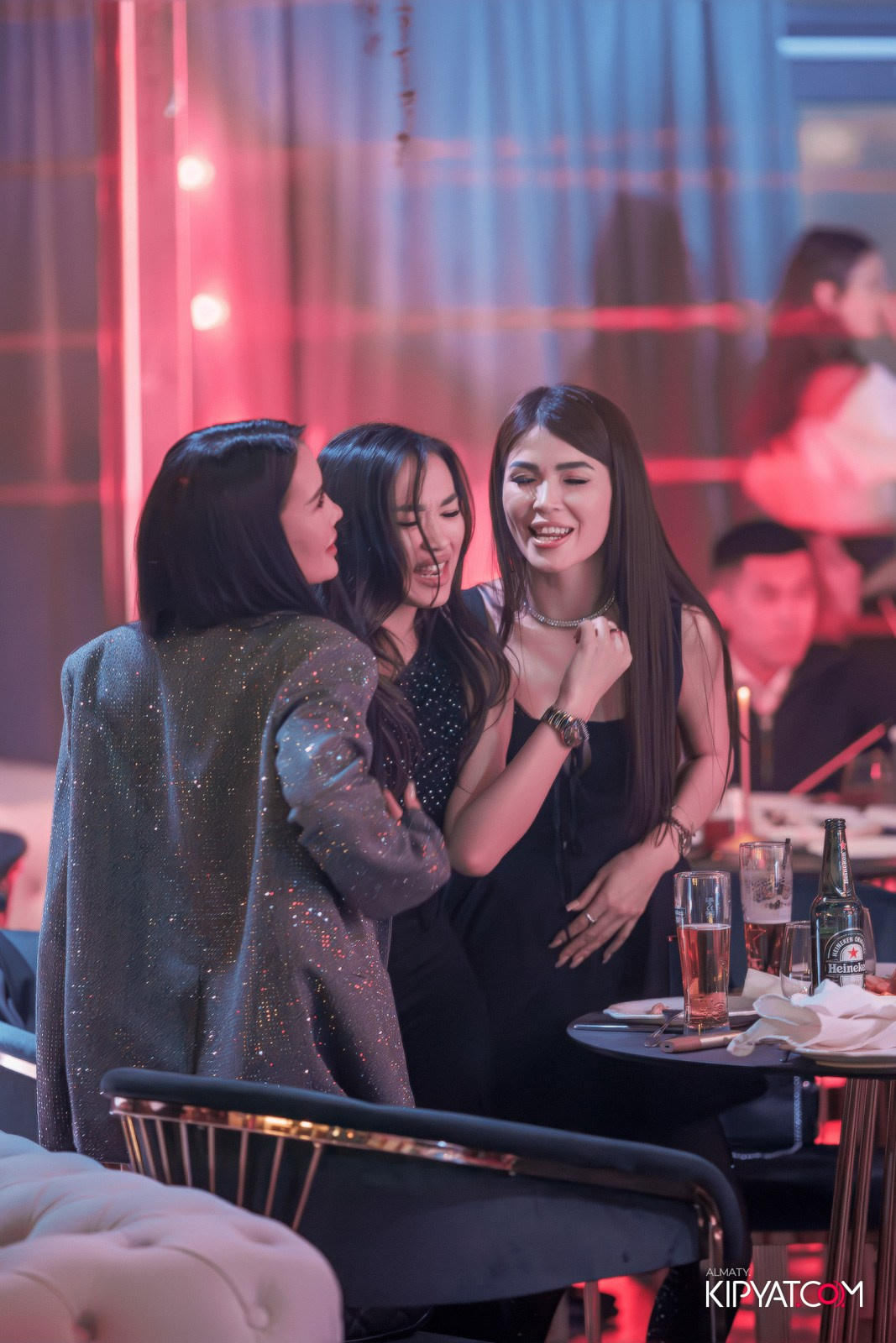 PATRIKI RESTAURANT. КИПЯТКОМ АЛМАТЫ!