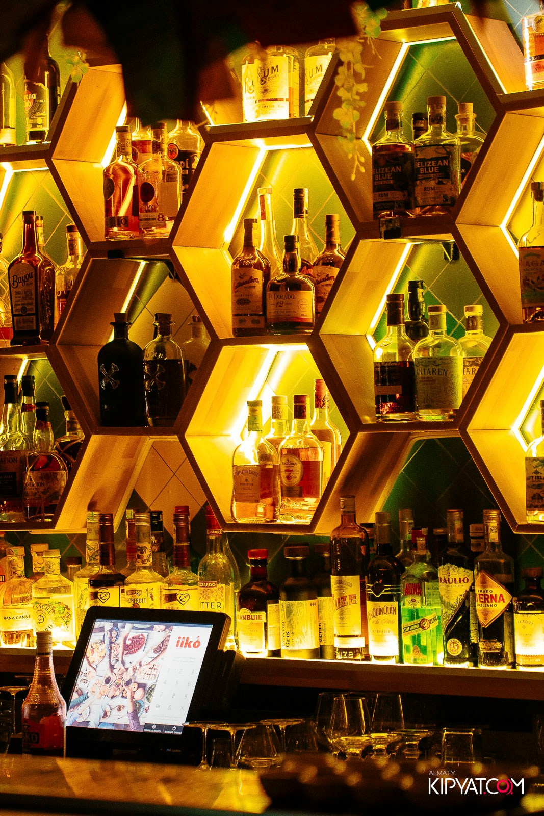 RE: SET. КИПЯТКОМ АЛМАТЫ! Фотосъемка мероприятий в Алматы