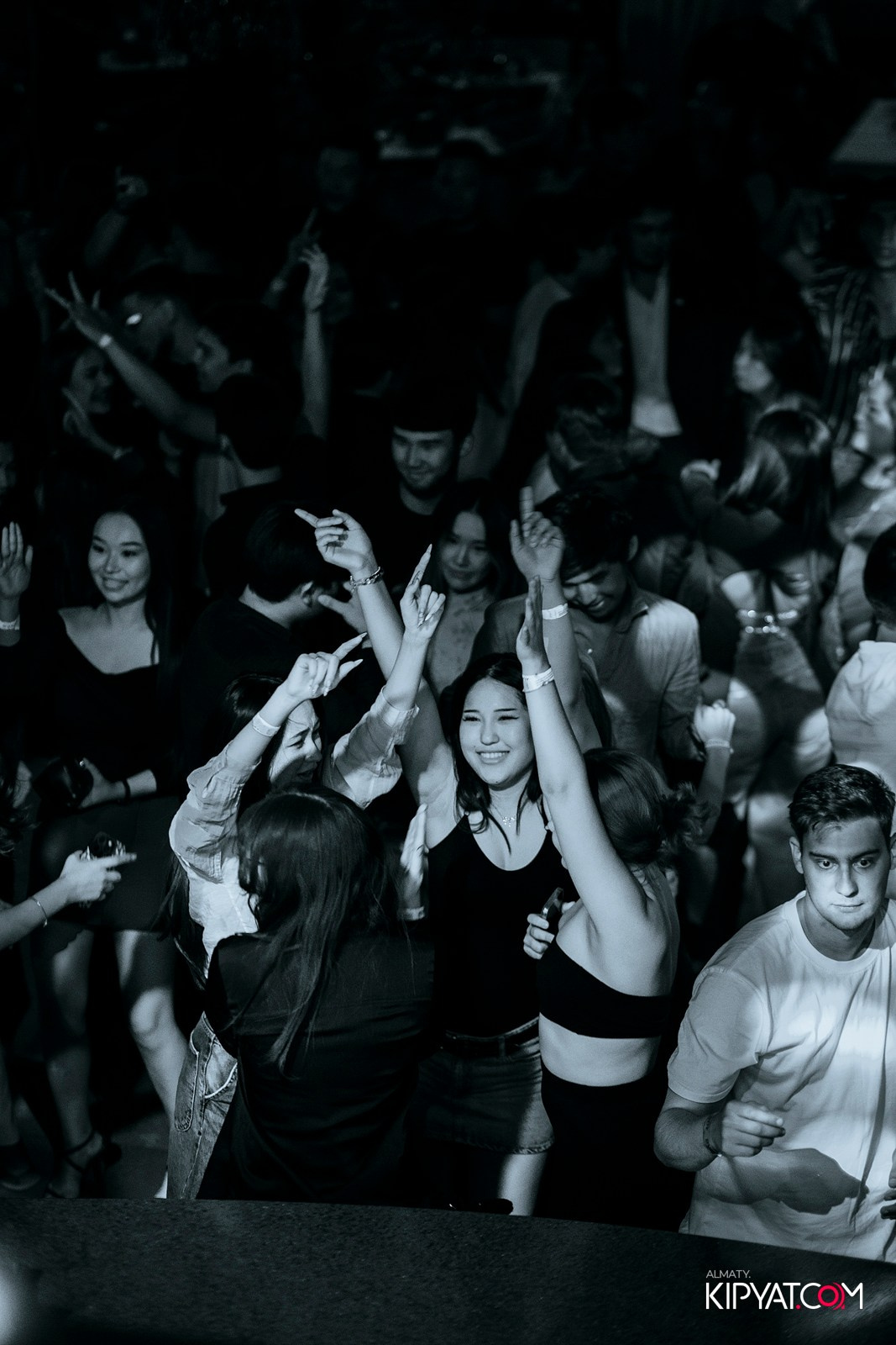 EVENT BAR. КИПЯТКОМ АЛМАТЫ!