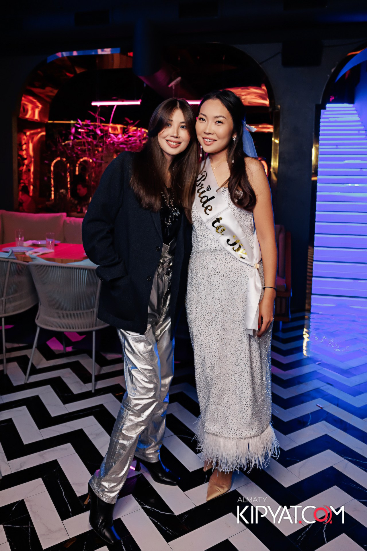 QUEEN. КИПЯТКОМ АЛМАТЫ!