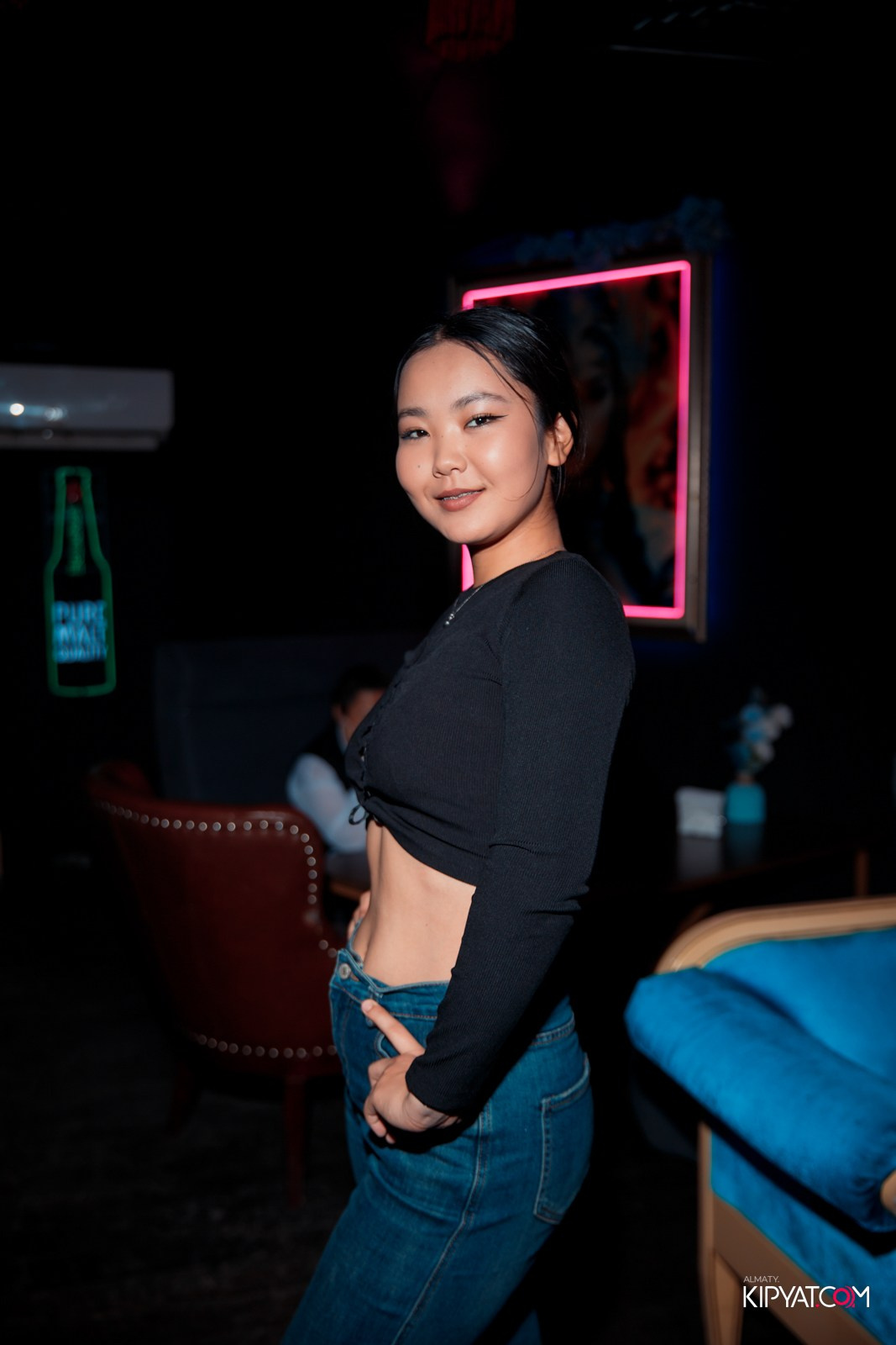 UYAT EMES BAR. КИПЯТКОМ АЛМАТЫ!