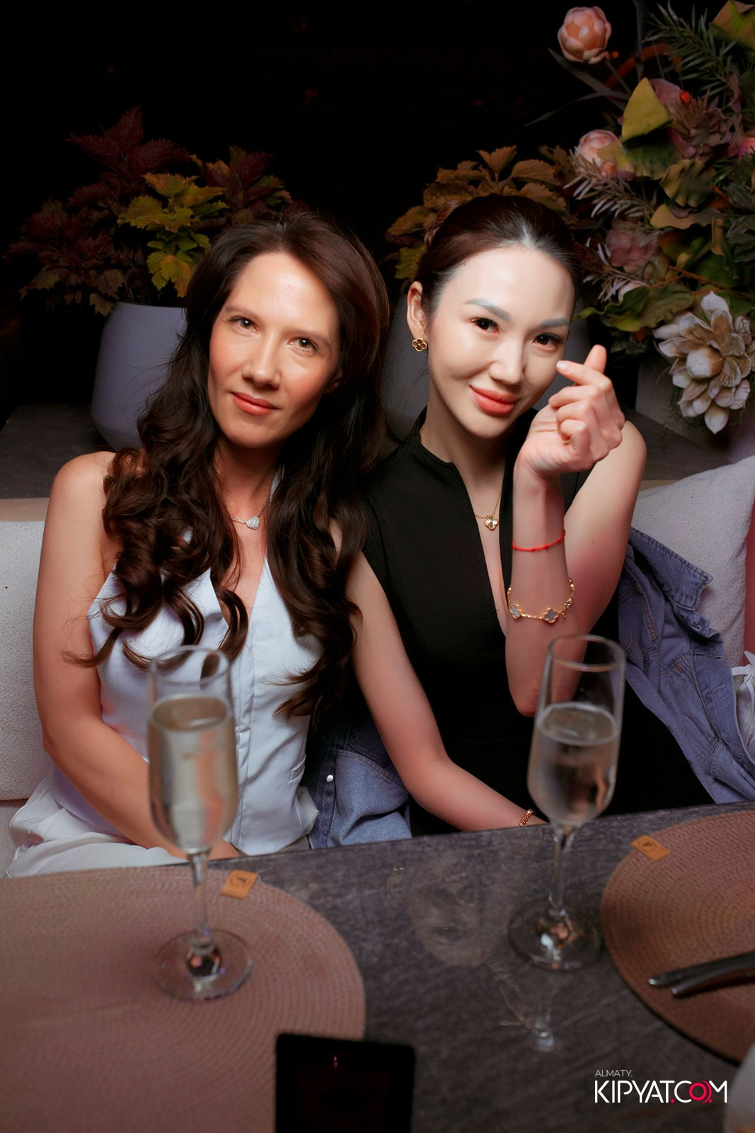 FRIENDS BAR & TERRACE. КИПЯТКОМ АЛМАТЫ! Фотосъемка мероприятий в Алматы