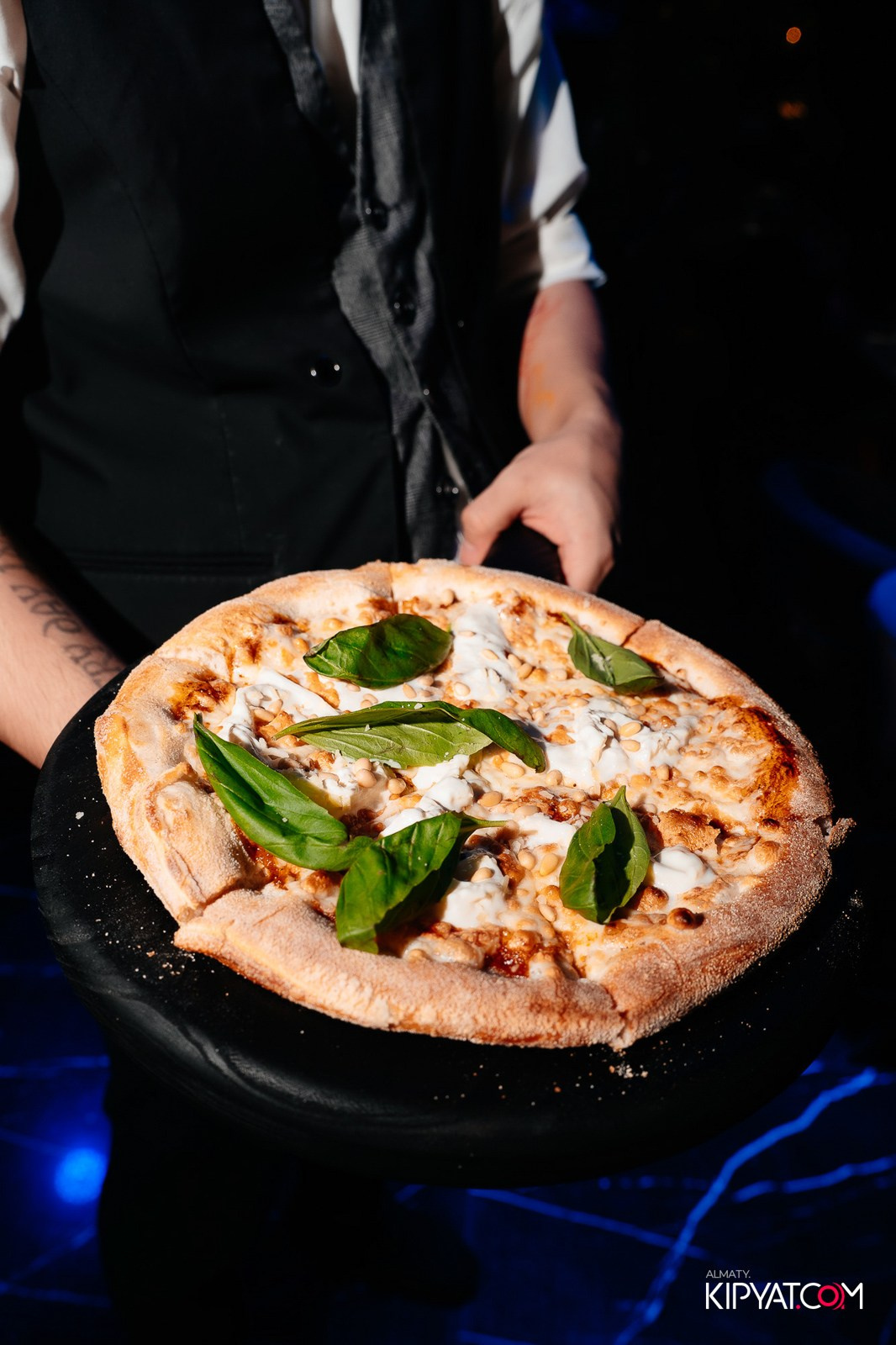 MOOD KARAOKE & TERRACE. КИПЯТКОМ АЛМАТЫ!