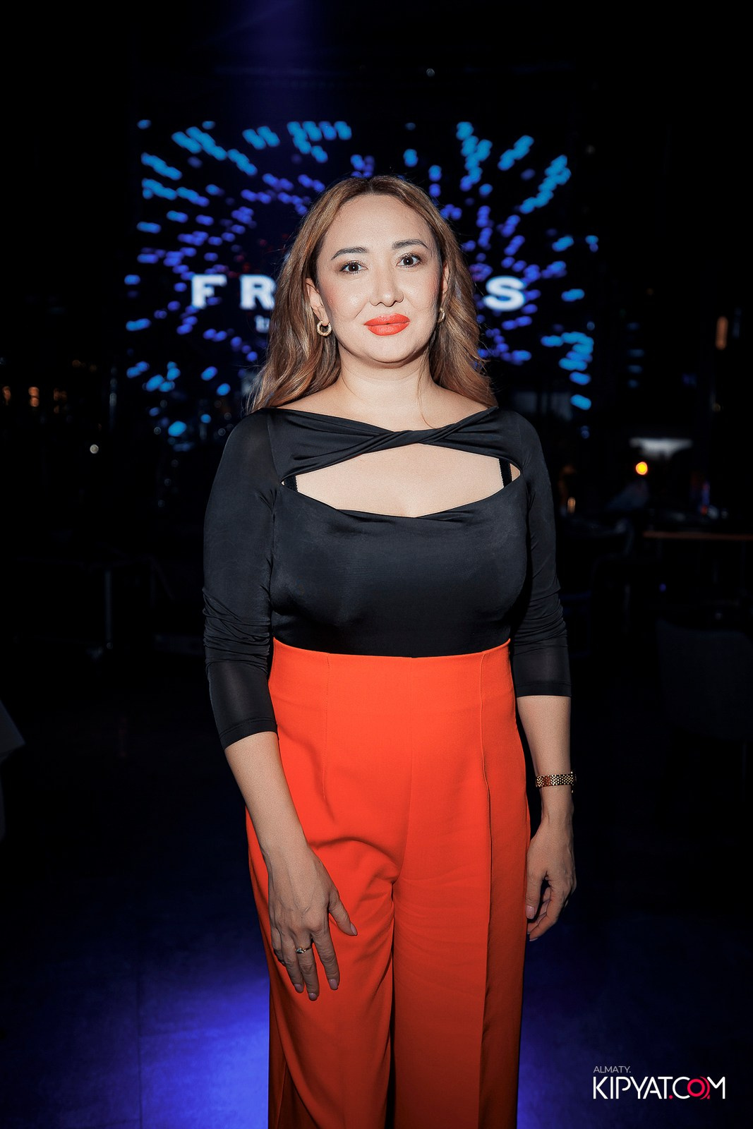 FRIENDS BAR & TERRACE. КИПЯТКОМ АЛМАТЫ! Фотосъемка мероприятий в Алматы