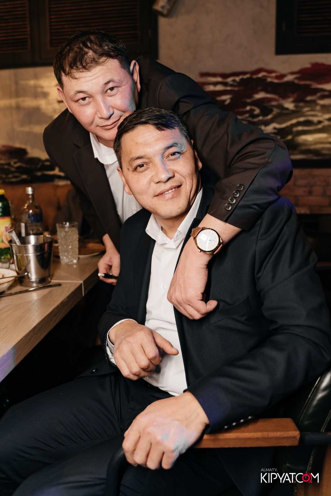 SPACE LOUNGE BAR. КИПЯТКОМ АЛМАТЫ!