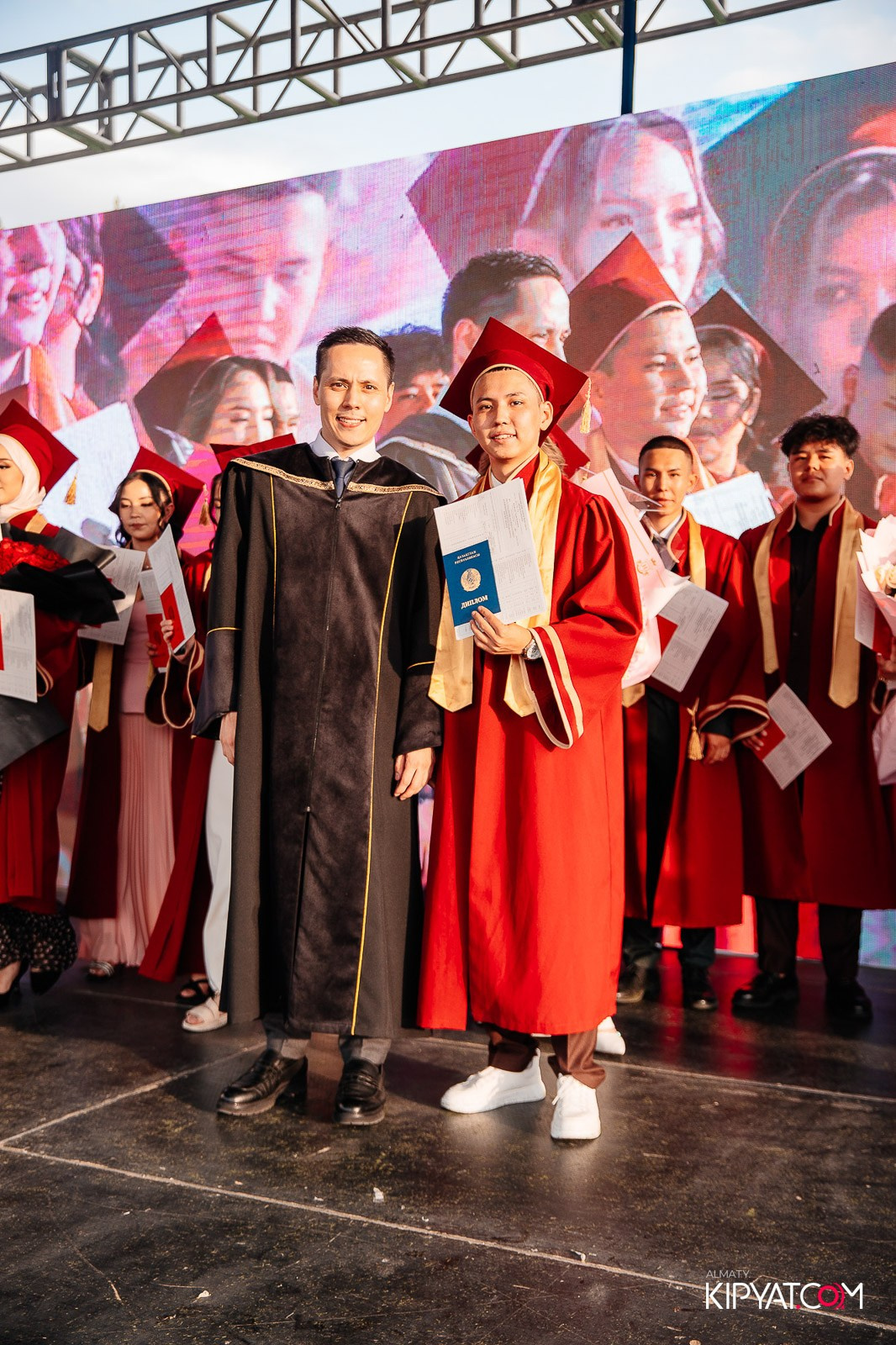 ВРУЧЕНИЕ ДИПЛОМОВ — НАРХОЗ КОЛЛЕДЖ. Part 4. КИПЯТКОМ АЛМАТЫ!