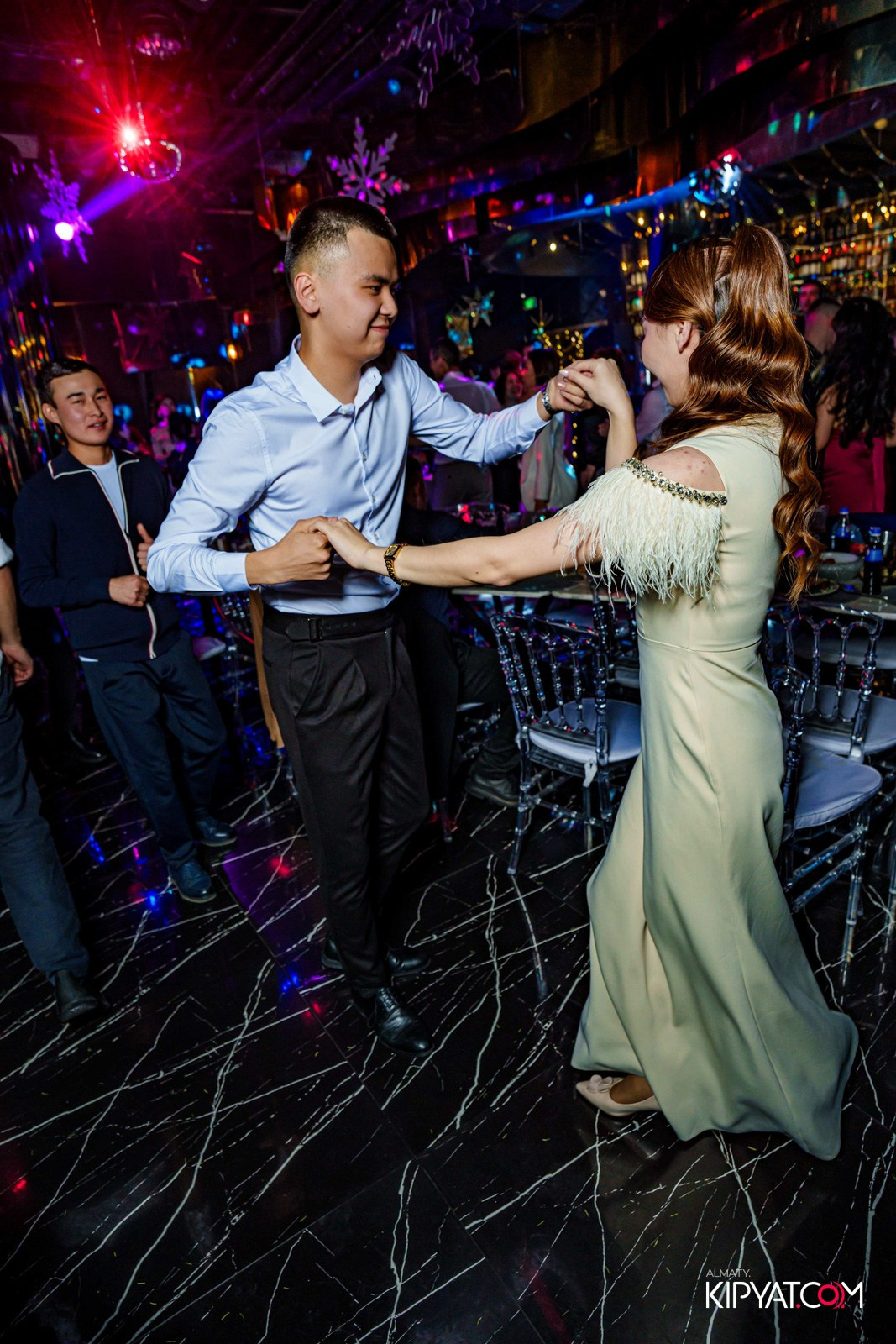 MOOD KARAOKE &TERRACE. КИПЯТКОМ АЛМАТЫ!