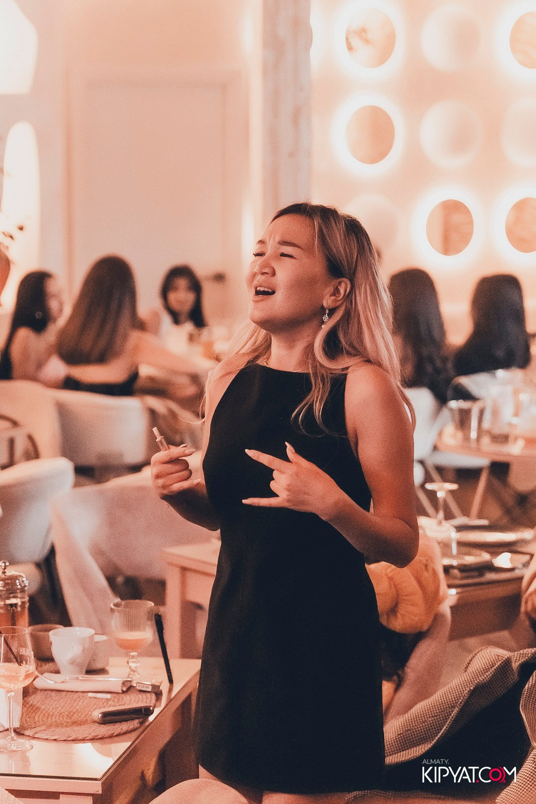 THE BROOKLN B MOOD KARAOKE & TERRACE. КИПЯТКОМ АЛМАТЫ!