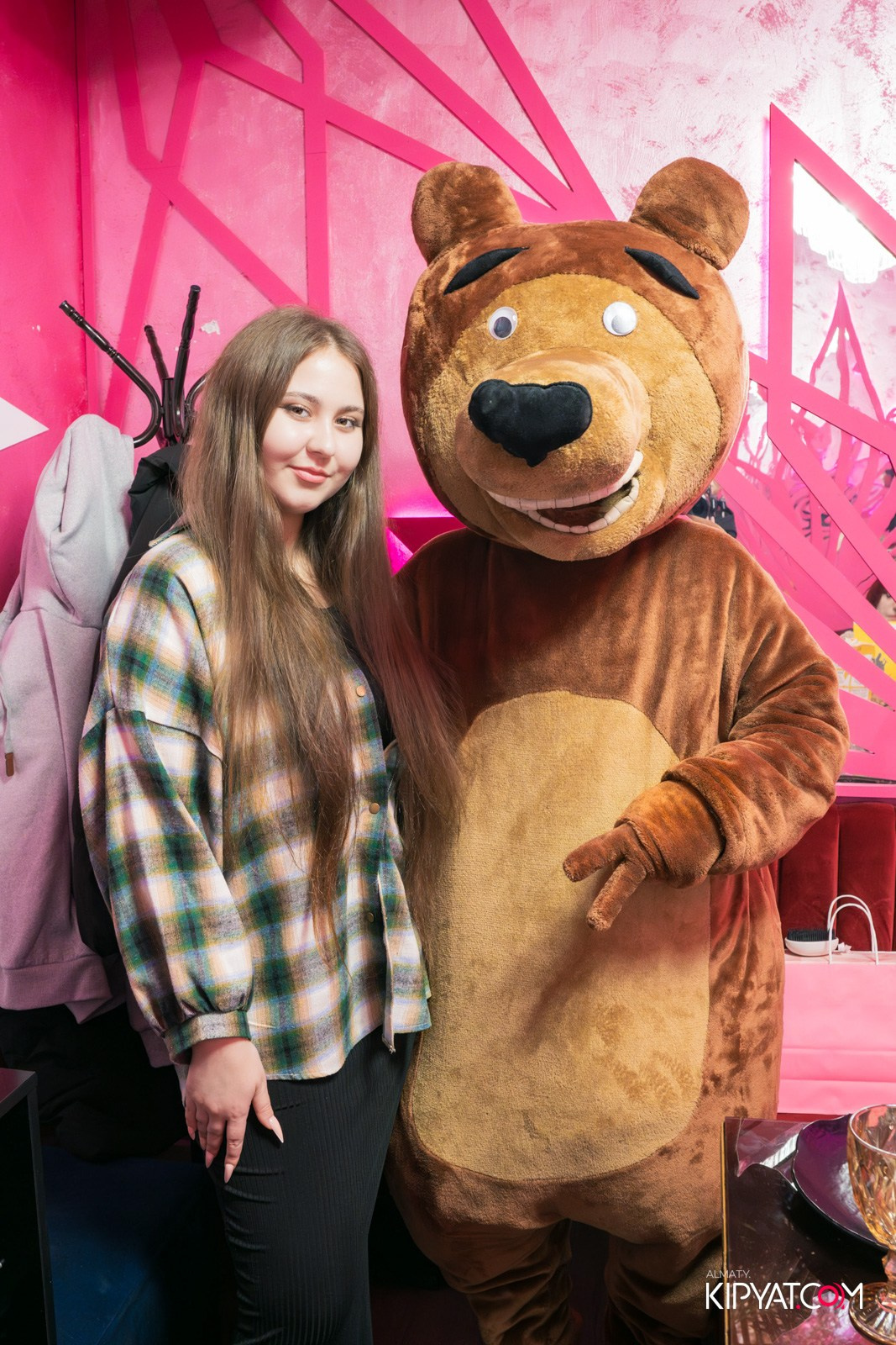 УХО И МЕДВЕДЬ НА ГАГАРИНА. КИПЯТКОМ АЛМАТЫ!