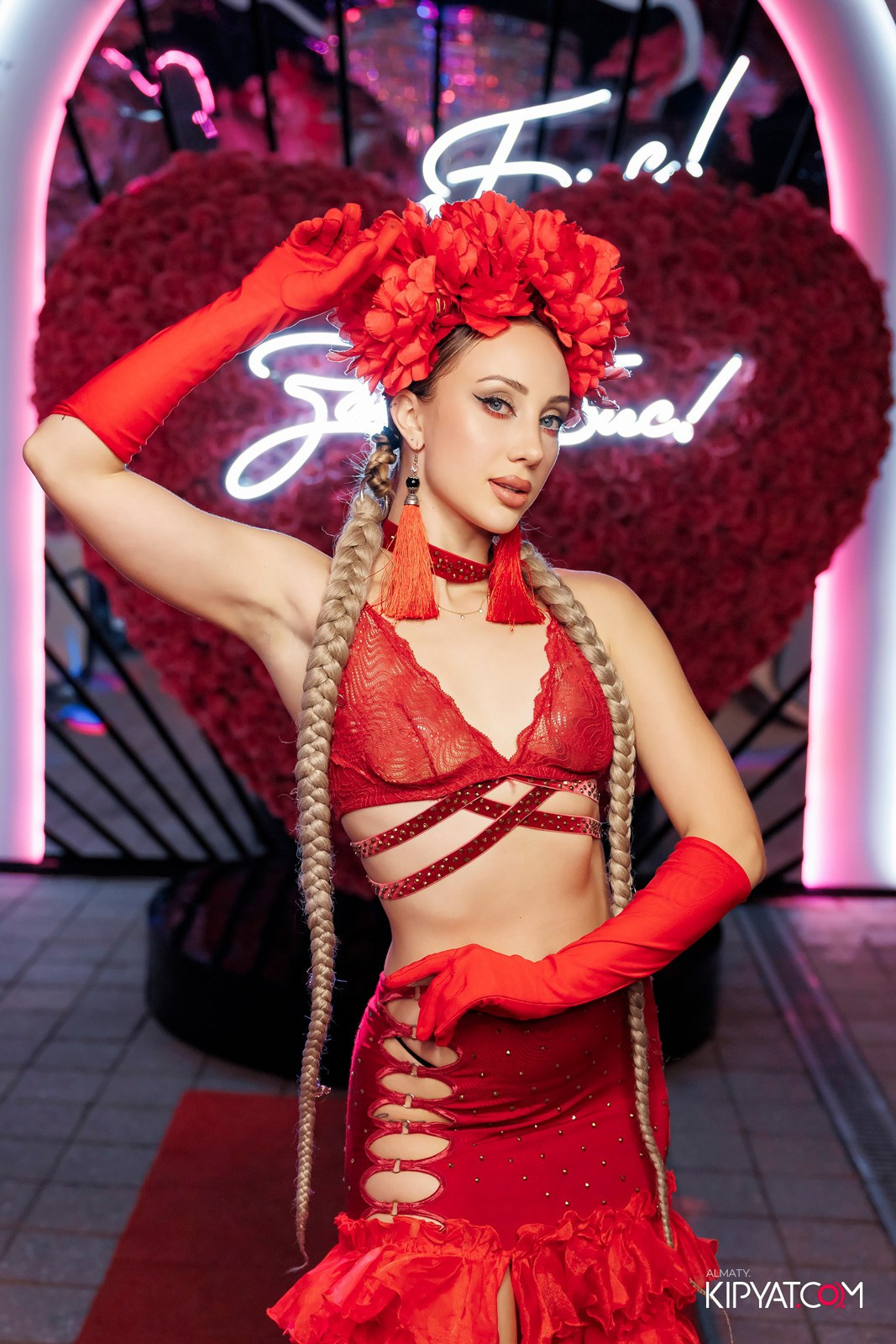 ЗАЯ, НА БИС. КИПЯТКОМ АЛМАТЫ!