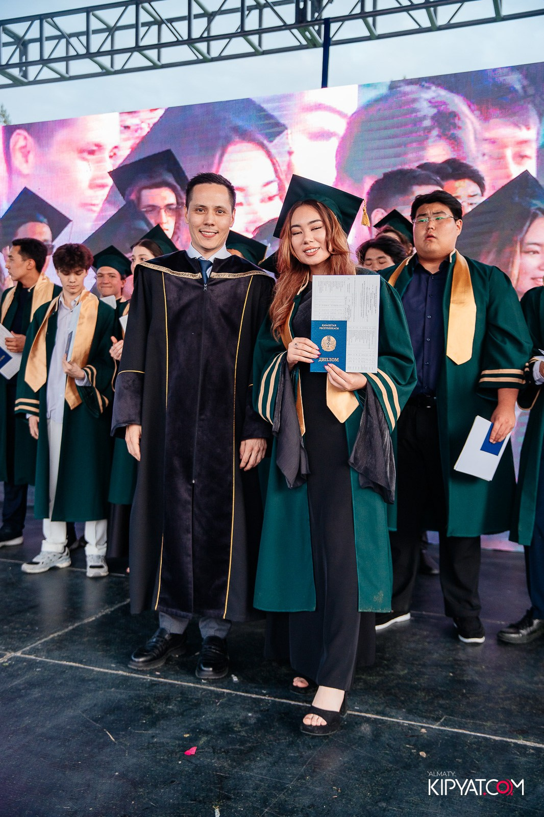 ВРУЧЕНИЕ ДИПЛОМОВ — НАРХОЗ КОЛЛЕДЖ. Part 4. КИПЯТКОМ АЛМАТЫ!