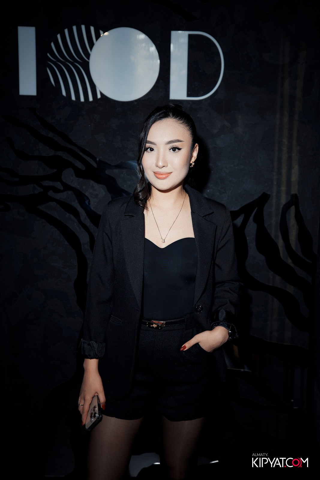 MOOD KARAOKE & TERRACE. КИПЯТКОМ АЛМАТЫ!