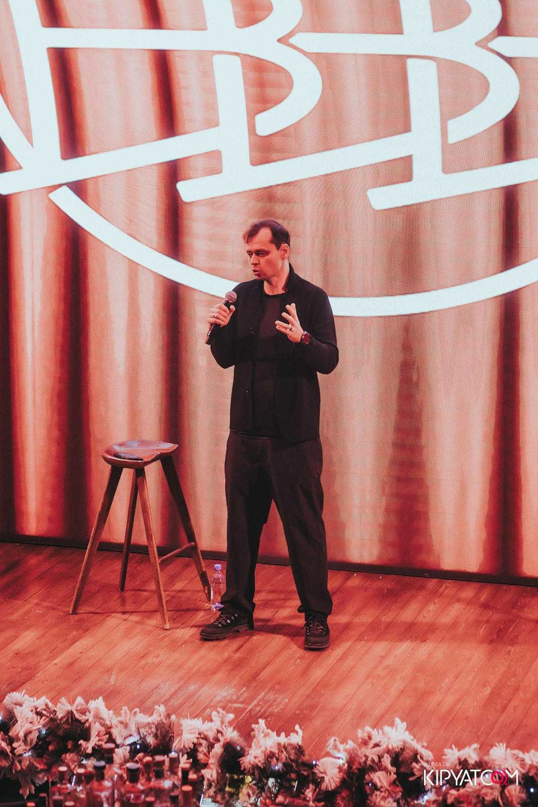 BLA BLA BAR. КИПЯТКОМ АЛМАТЫ!