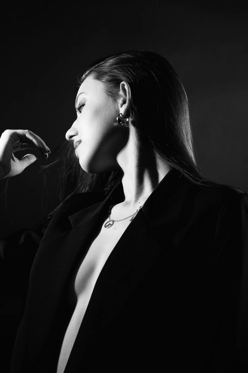 Портретный фотограф в Орле. Готовые фото за 3 дня! Помощь в позировании. Советы по организации