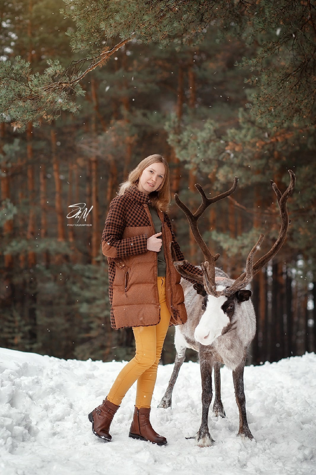 Съёмки с оленем. Фотограф беременности и семейный фотограф в Нижнем Новгороде Мила Шелест