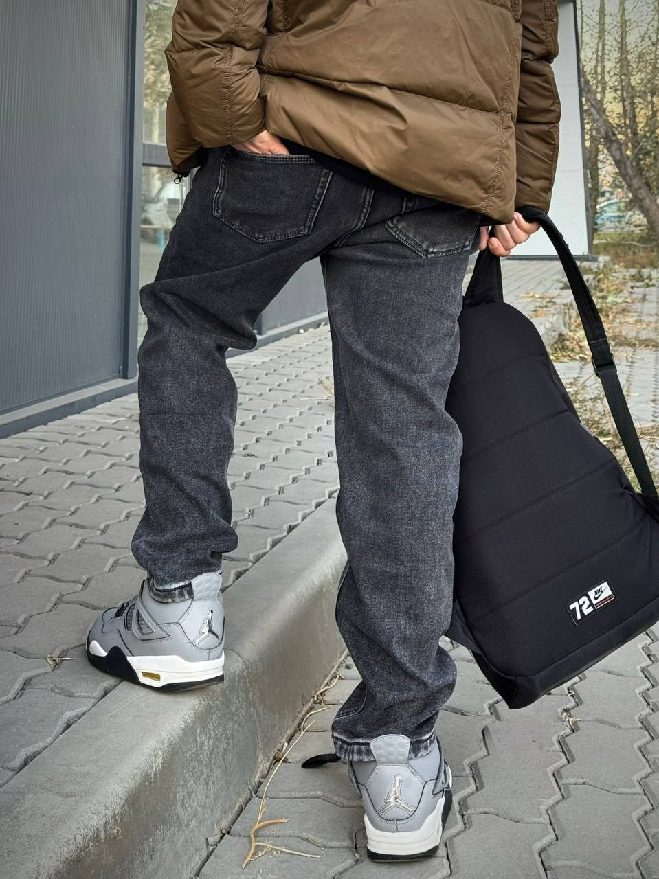 Акбер Ш. LUNAPRO Дом стильных, сборных и индивидуальных съемок для брендов