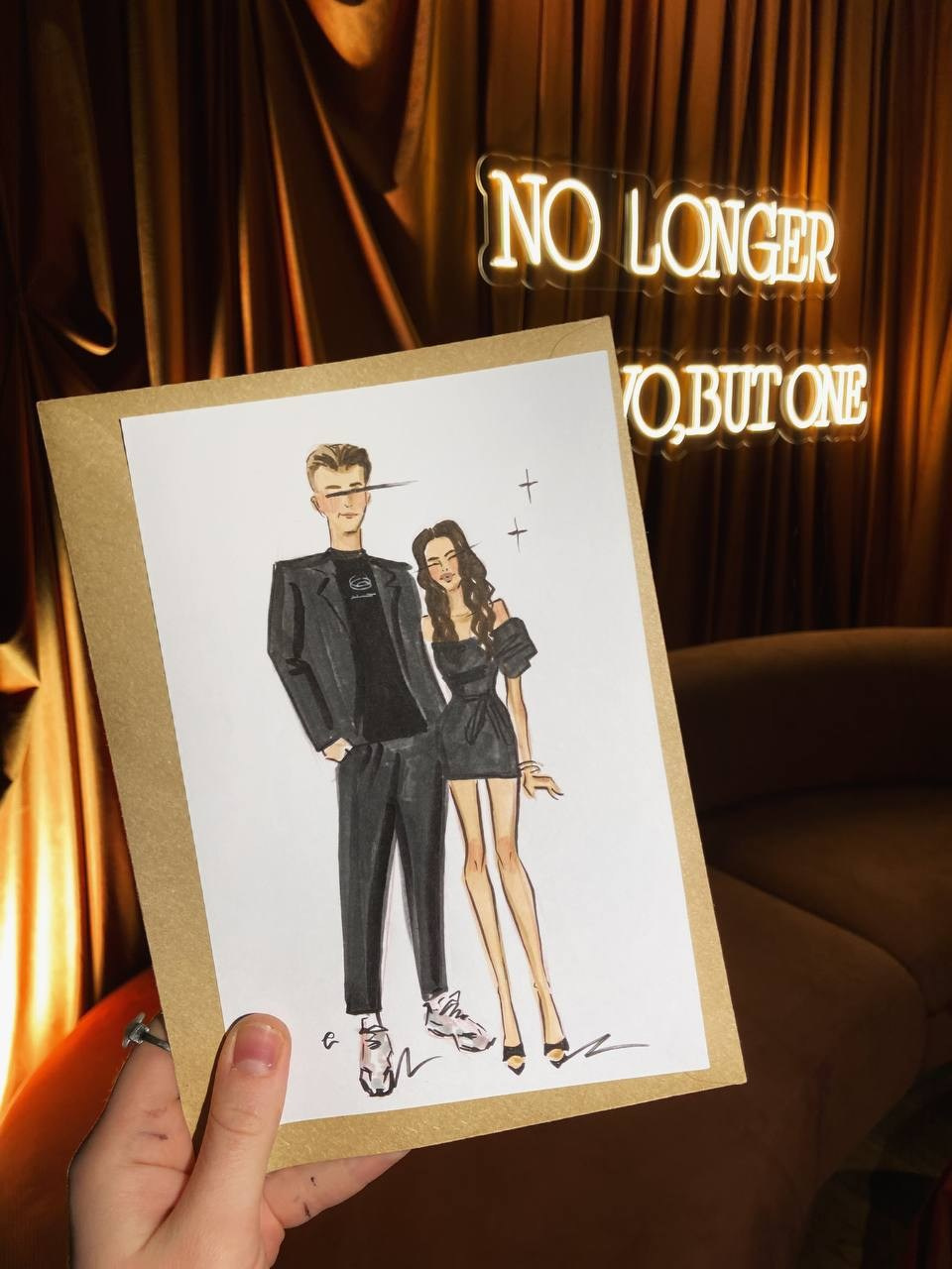 Модные фэшн скетчи на мероприятия. Eventiss art agency| Художники и арт-услуги на мероприятие Москва и МО