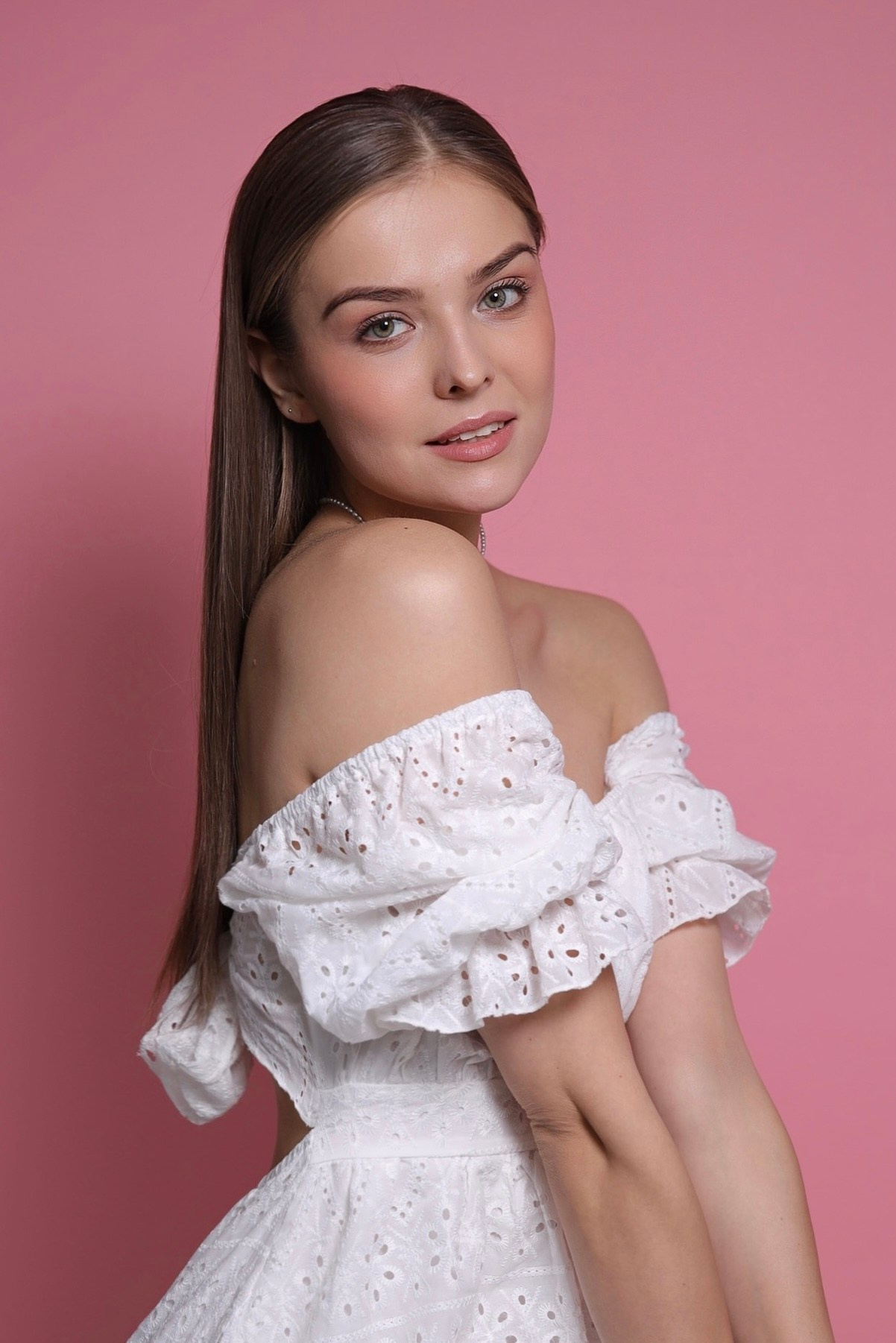 Base Studio. Юрий Белозёров фотограф