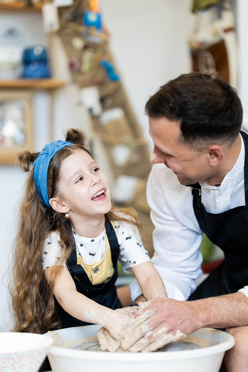 Семейные истории в гончарной мастерской. Детский и семейный фотограф Домодедово