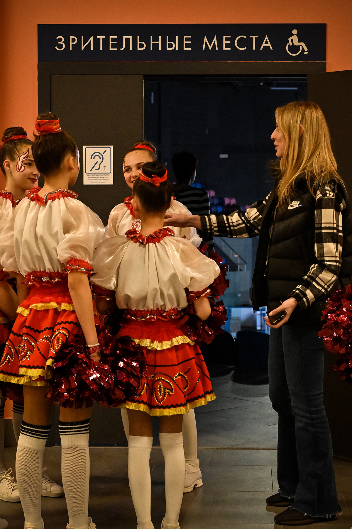 Танцевальный коллектив. Фотограф новорождённых, семейный, школьный в городе Калуге Евгения