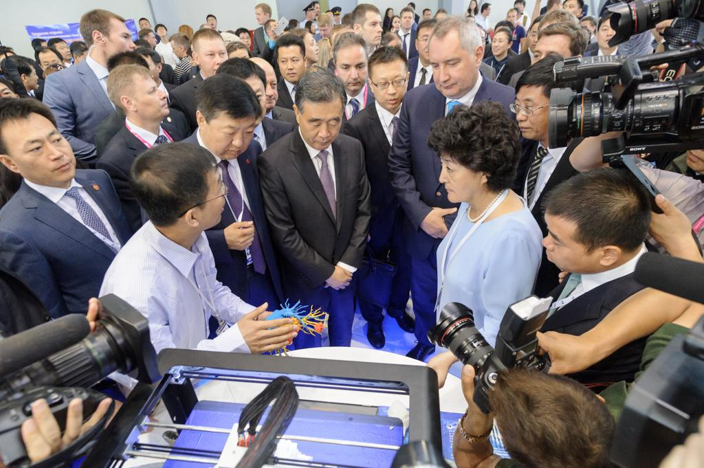 Иннопром. Мезенцев Евгений фотограф