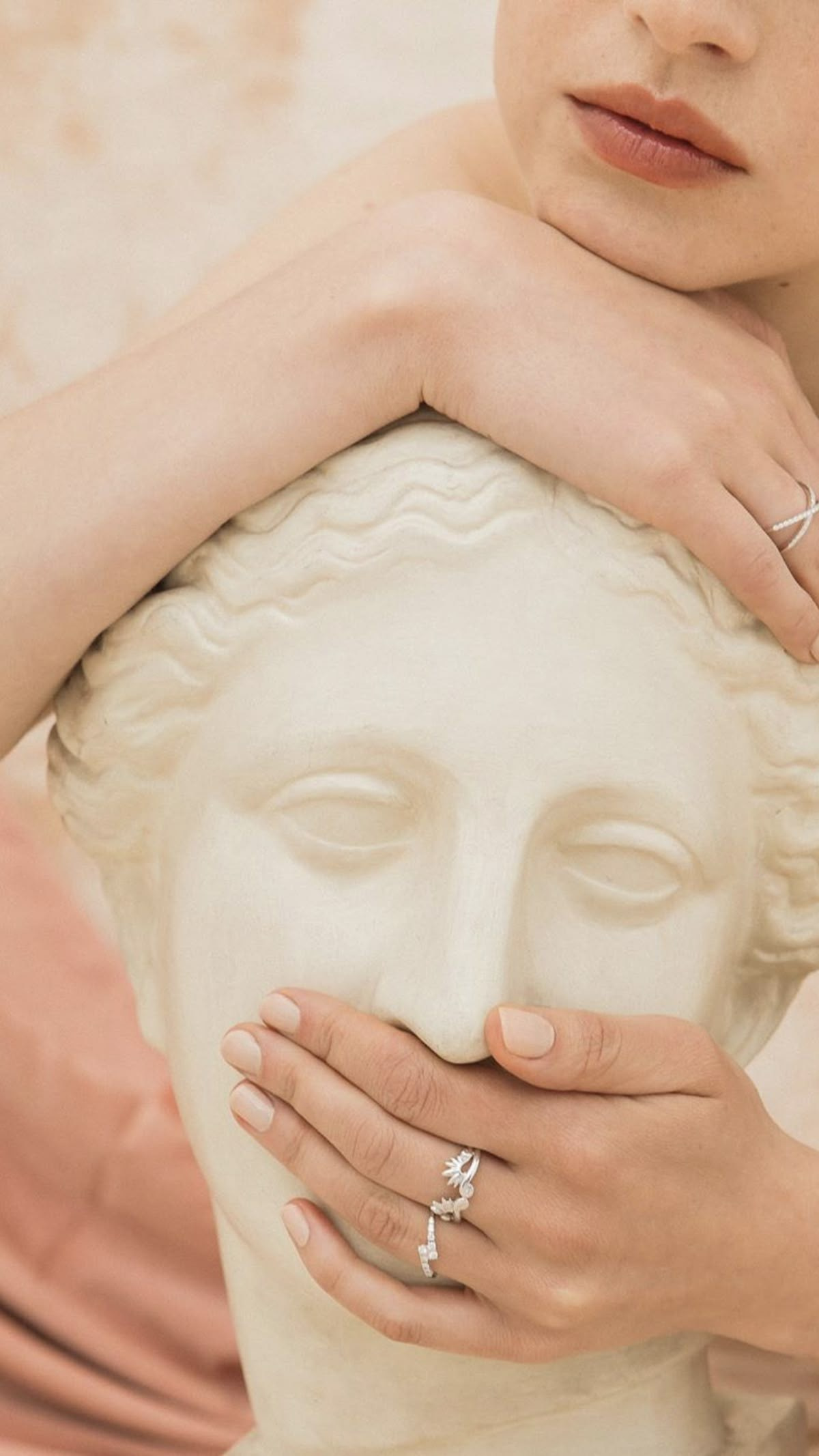 Фотосессия в студии со статуями. Александра Мельниченко/ Бегающий фотограф