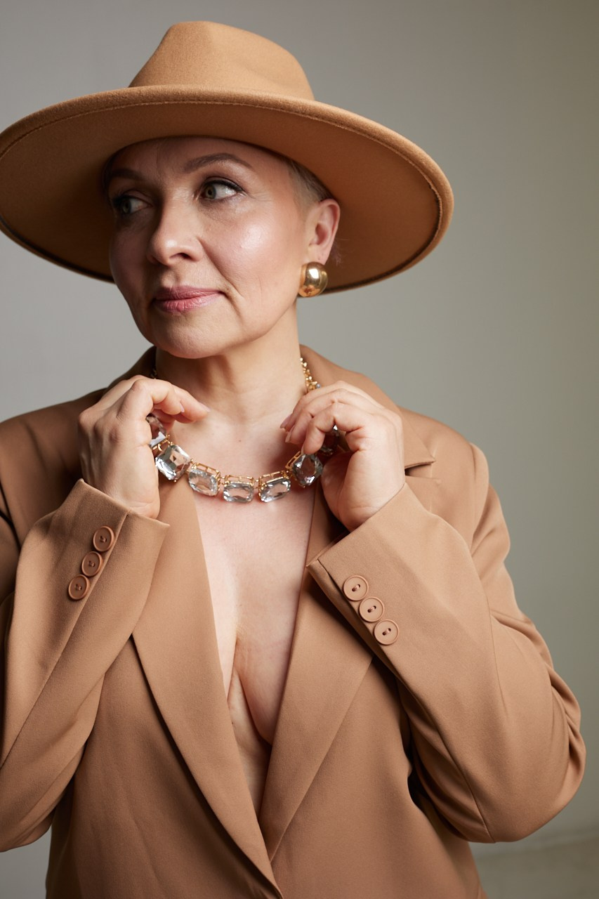 SHALOSTI. Фотомодель