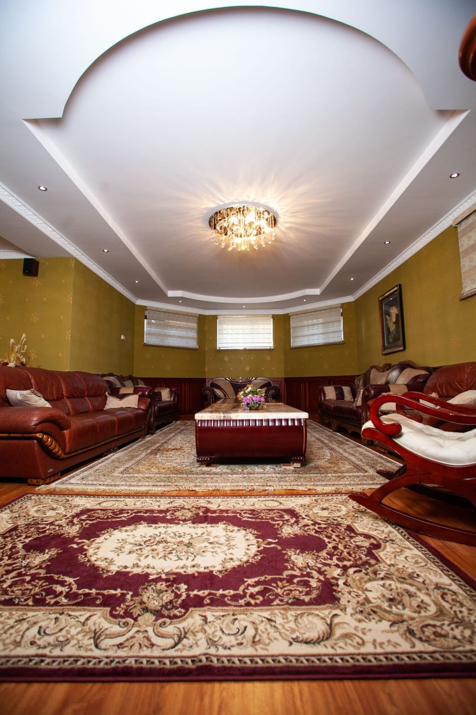 Недвижимость. Натан Супервайзер по Продакшену