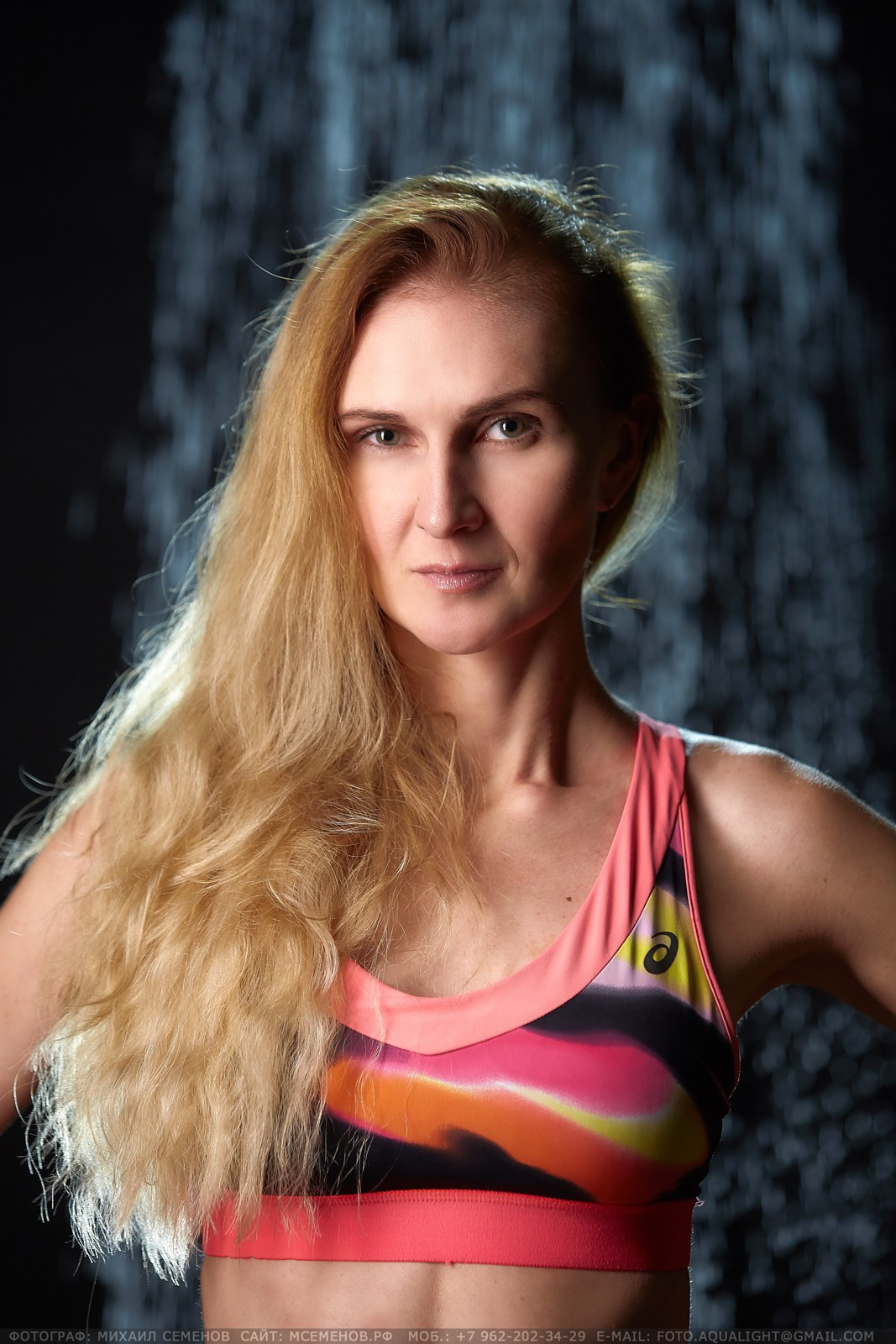 Спортивная аква-фотосессия Елены и Евгении. Фотограф Михаил Семенов