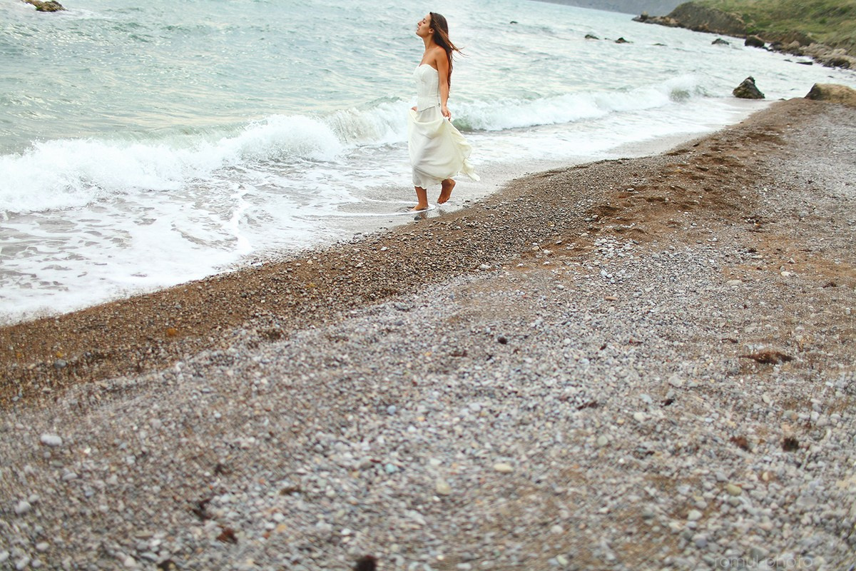 Девушка у моря. Свадебный и репортажный фотограф в Ярославле и Санкт-Петербурге Роман Микрюков