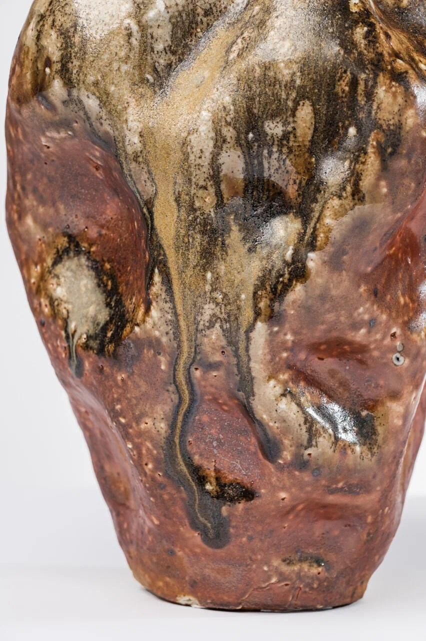 Ваза «Перепады». Арт-керамика Катерины Жизневской