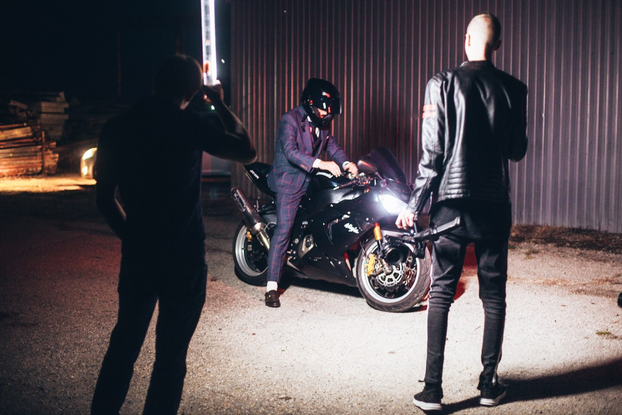 Бэкстейдж съемка рекламы. Фотограф Денис Денисов