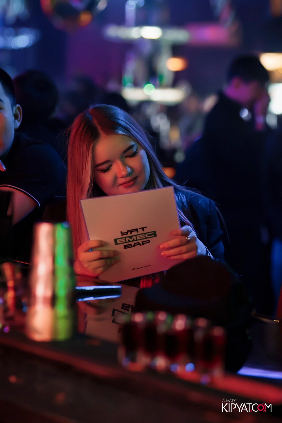 UYAT EMES BAR. КИПЯТКОМ АЛМАТЫ! Фотосъемка мероприятий в Алматы