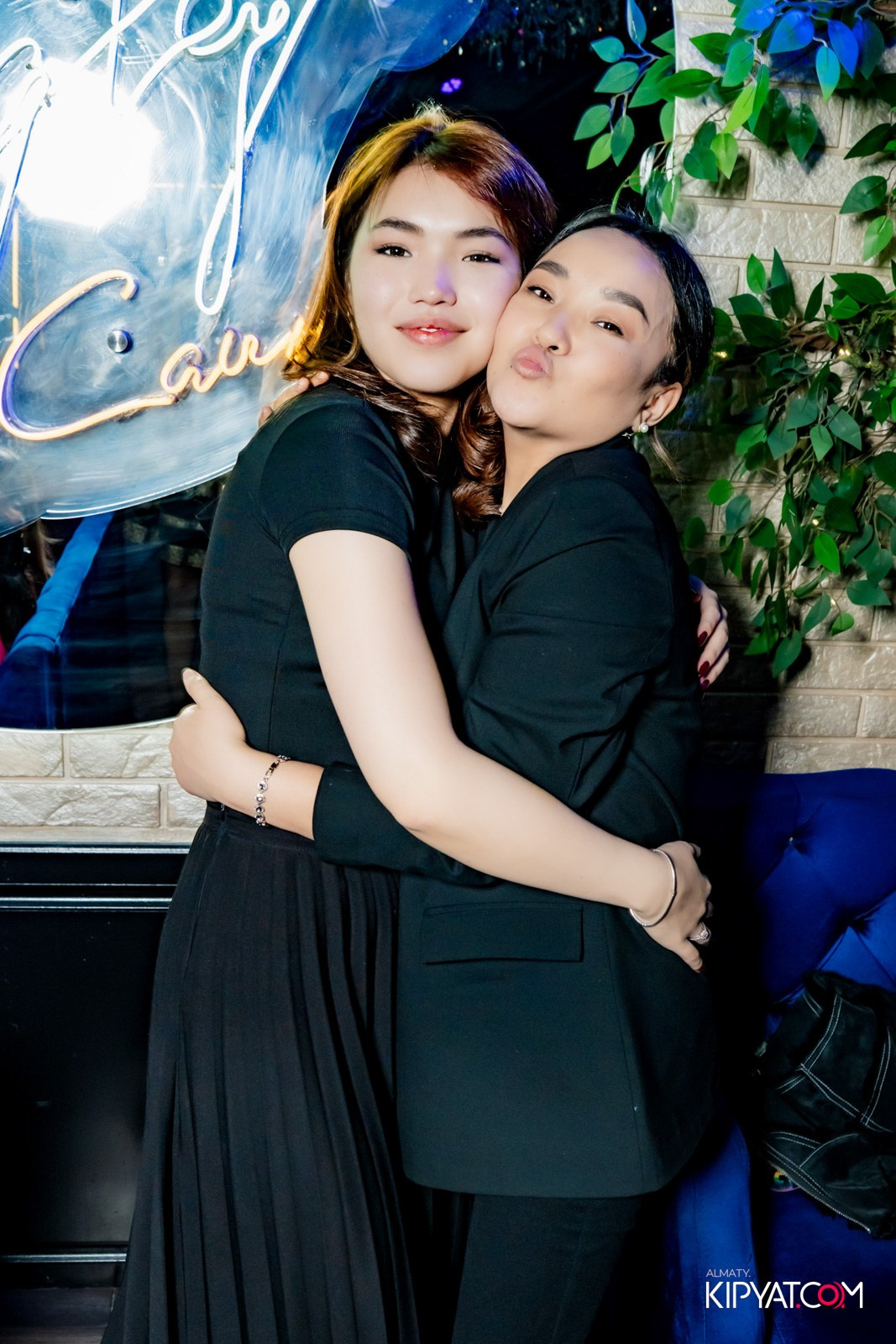 УХО И МЕДВЕДЬ НА САИНА. КИПЯТКОМ АЛМАТЫ!