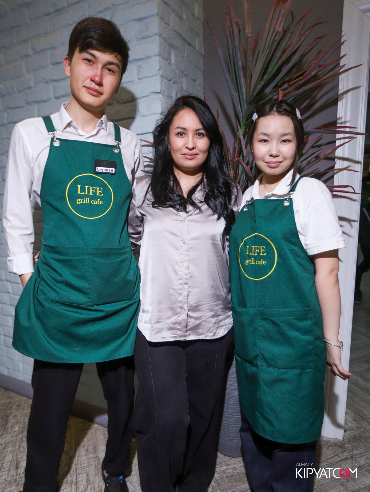 LIFE GRILL CAFE. КИПЯТКОМ АЛМАТЫ! Фотосъемка мероприятий в Алматы