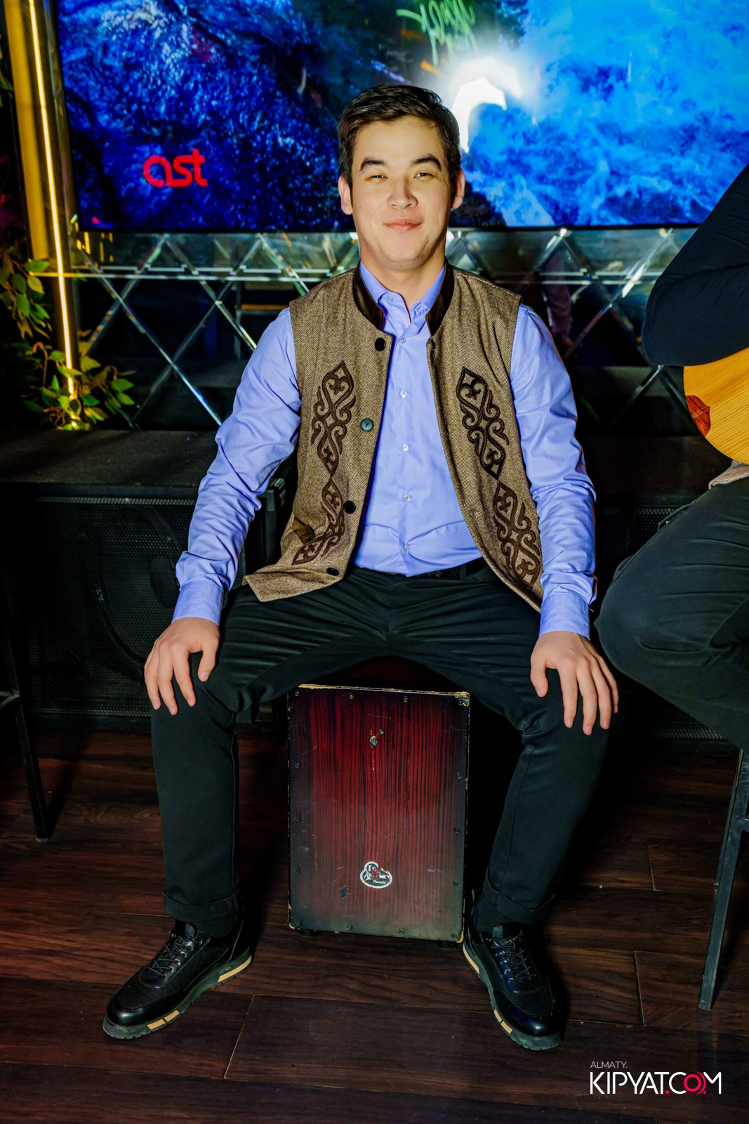 УХО И МЕДВЕДЬ НА САИНА. КИПЯТКОМ АЛМАТЫ!