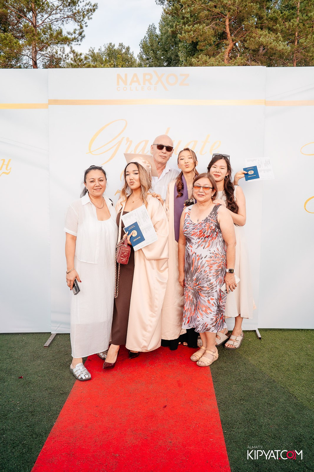 ВРУЧЕНИЕ ДИПЛОМОВ — НАРХОЗ КОЛЛЕДЖ. Part 1. КИПЯТКОМ АЛМАТЫ!