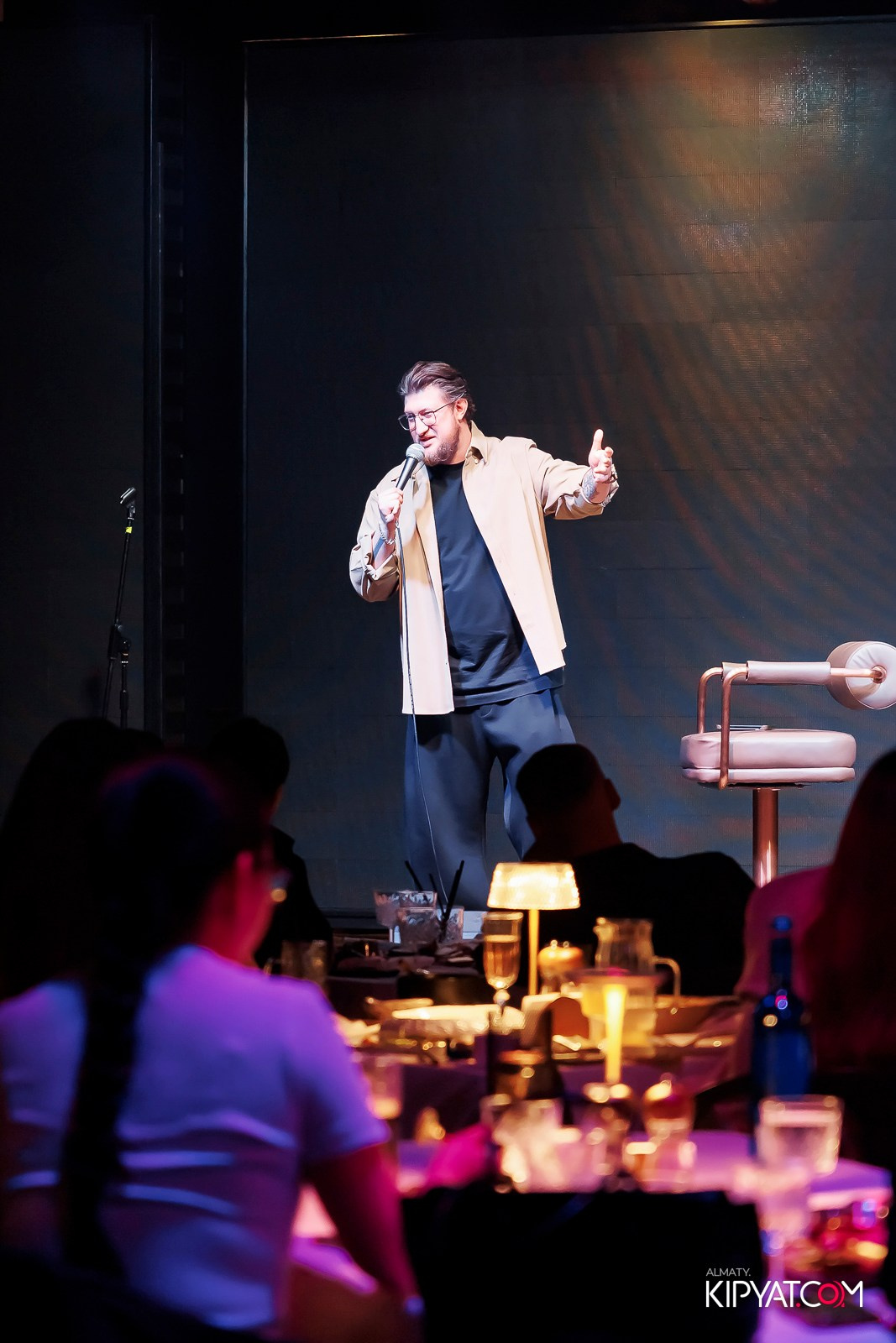 STAND UP КОНЦЕРТ АЛЕКСАНДА МЕРКУЛЬ. КИПЯТКОМ АЛМАТЫ! Фотосъемка мероприятий в Алматы