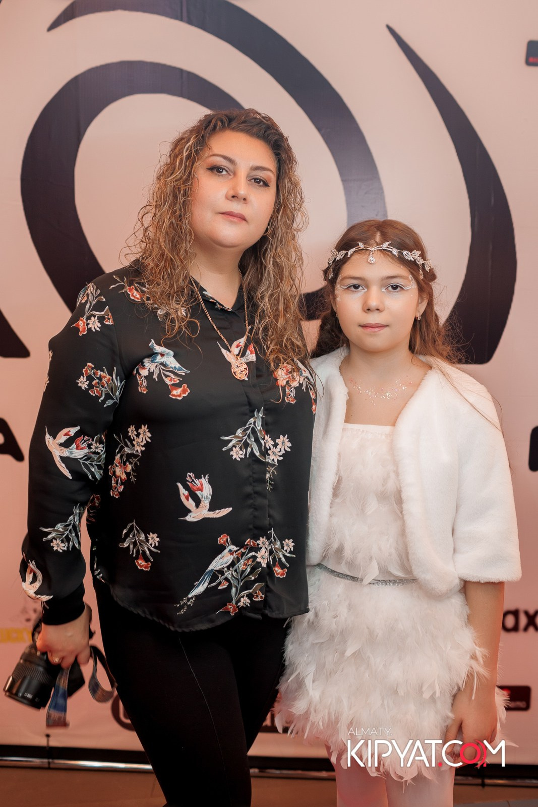 ПРЕЗЕНТАЦИЯ 8 ГРУППЫ КИНОПРОЕКТА «STARBALALAR». КИПЯТКОМ АЛМАТЫ!