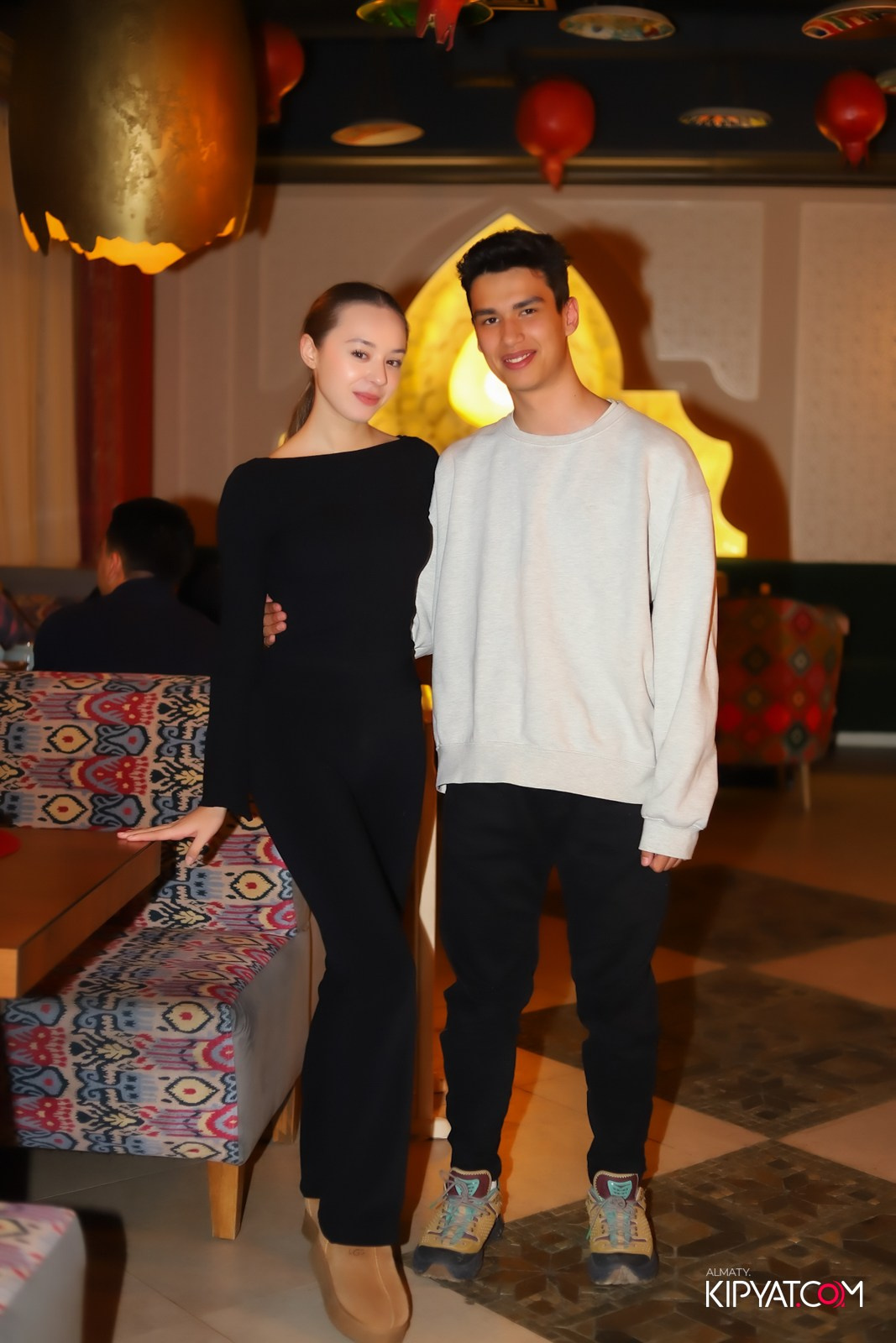 РЕСТОРАН PAVLIN MAVLIN. КИПЯТКОМ АЛМАТЫ!