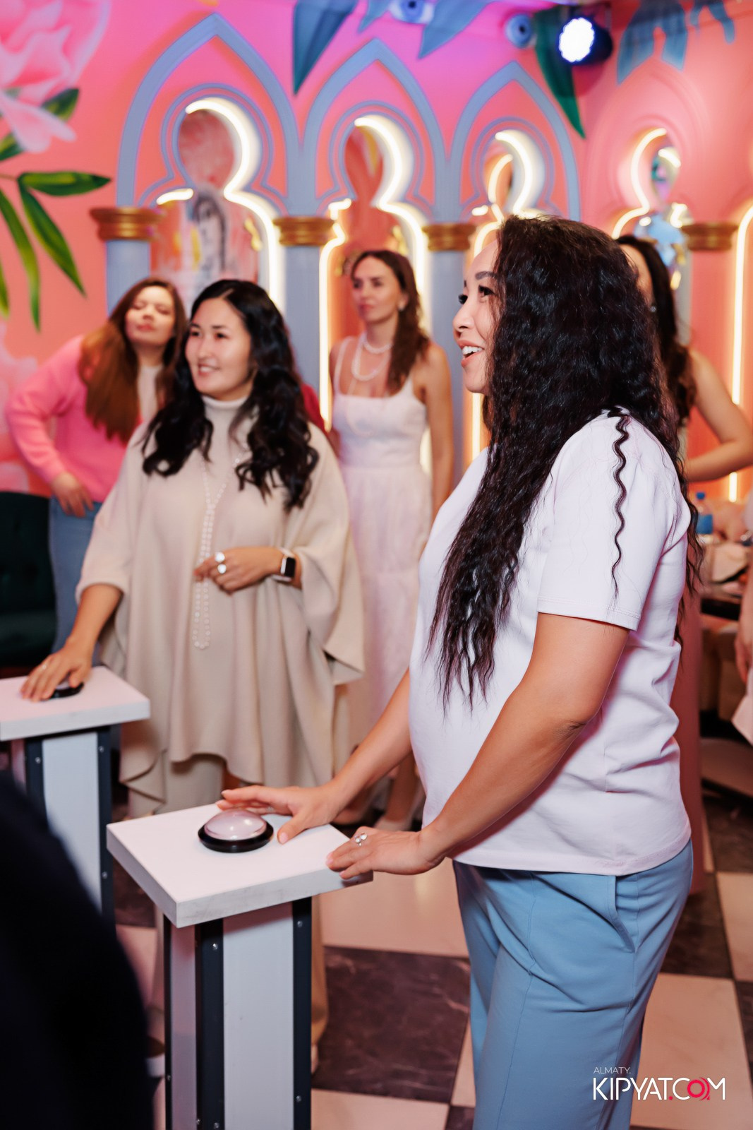 ДЕНЬ РОЖДЕНИЯ ВИКТОРИИ. КИПЯТКОМ АЛМАТЫ!