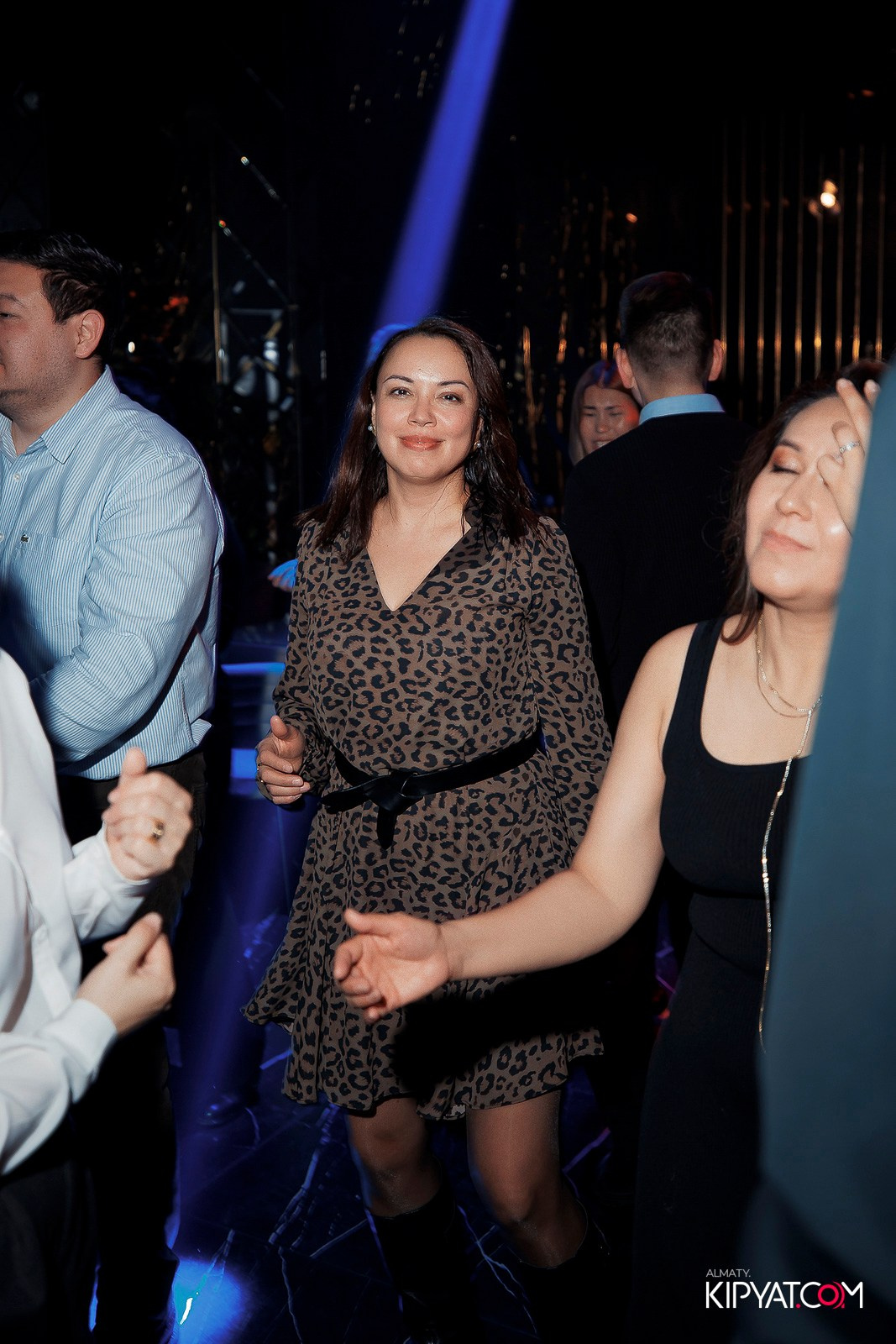 MOOD BAR & KARAOKE. КИПЯТКОМ АЛМАТЫ!