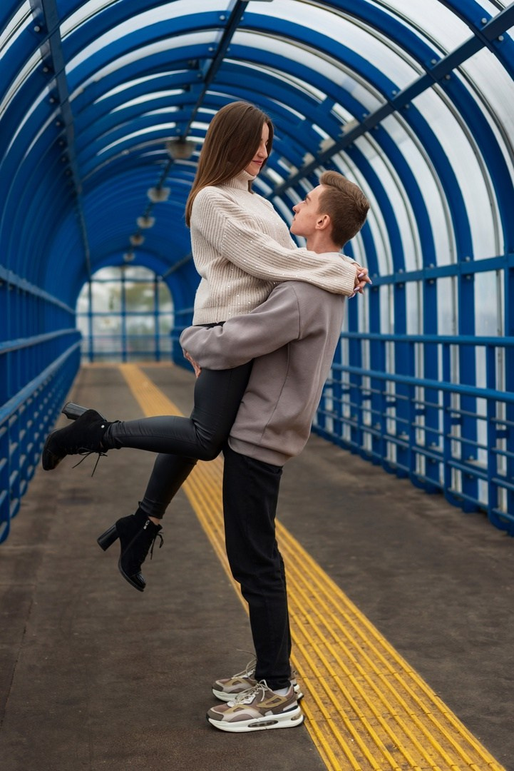 Уличная Love-Story. Фотограф Софья Власенко | Вологда