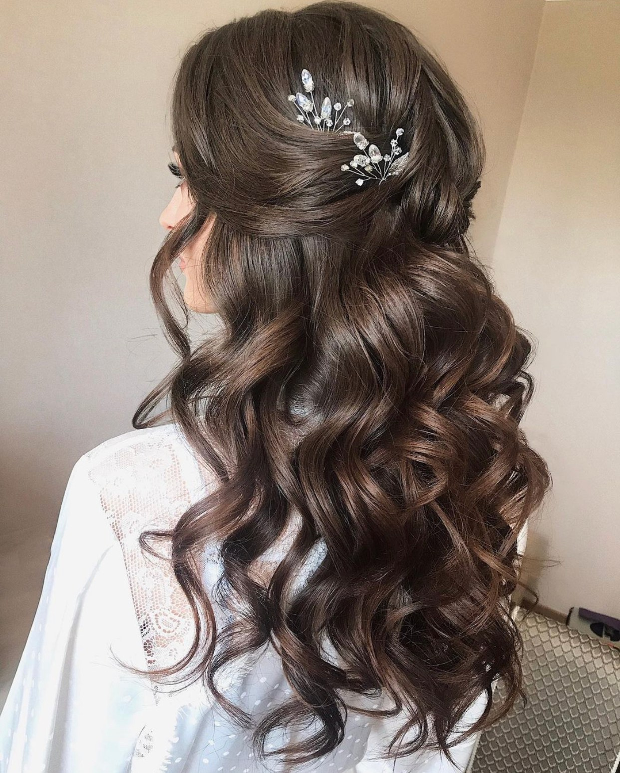 Локоны. Свадебный стилист по прическам и макияжу в Ростове-на-Дону Даниэла Дар