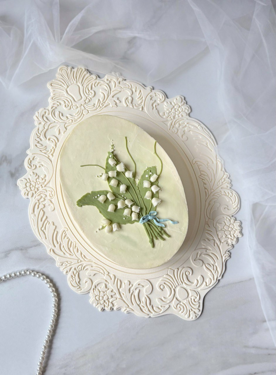 Аникина Юлия / Кремовая флористика в корейской технике