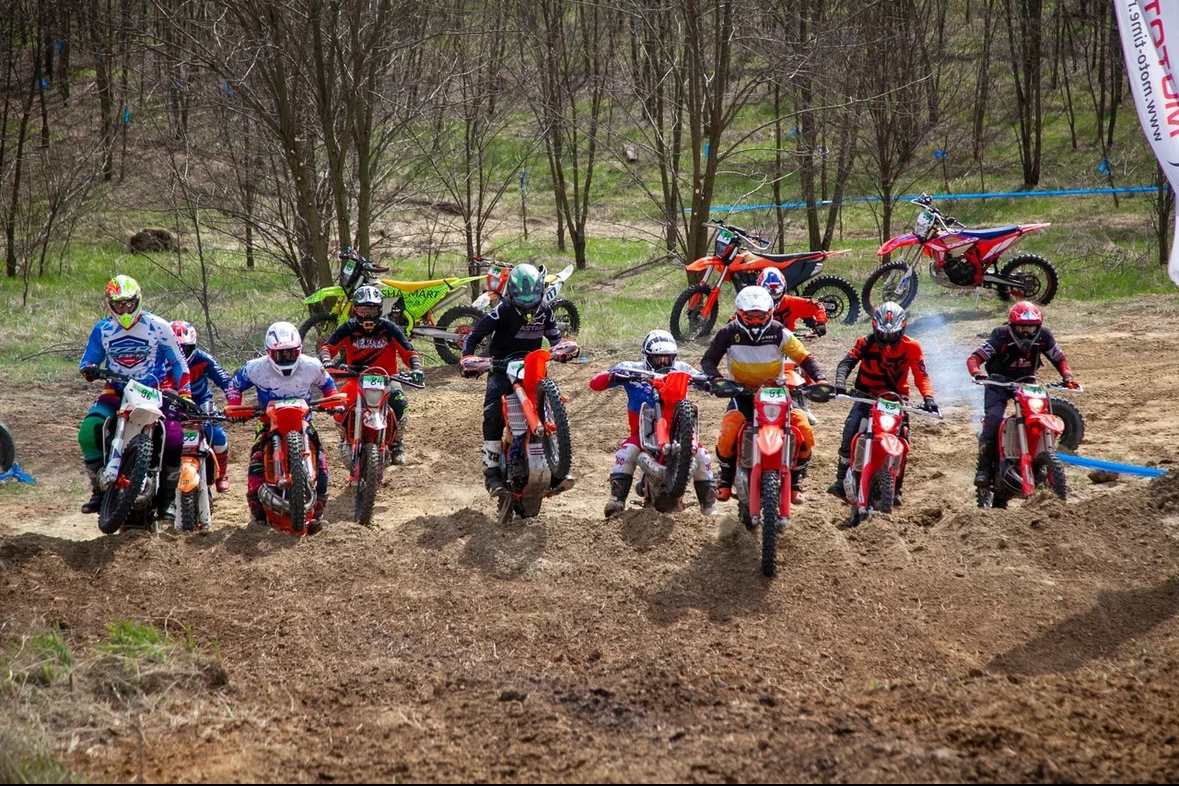 Инструктор Илья Кардашов. Профессиональный прокат эндуро мотоциклов и квадроциклов в г. Белгород