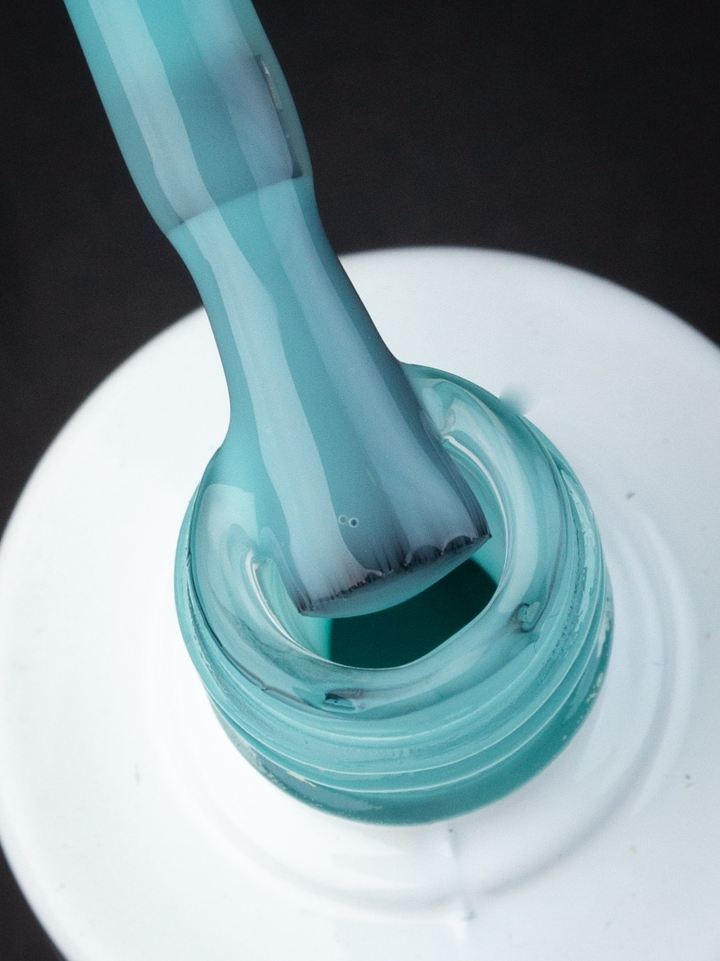 Kira на чёрном. Александр Стряпунин — предметный фотограф в Улан-Удэ